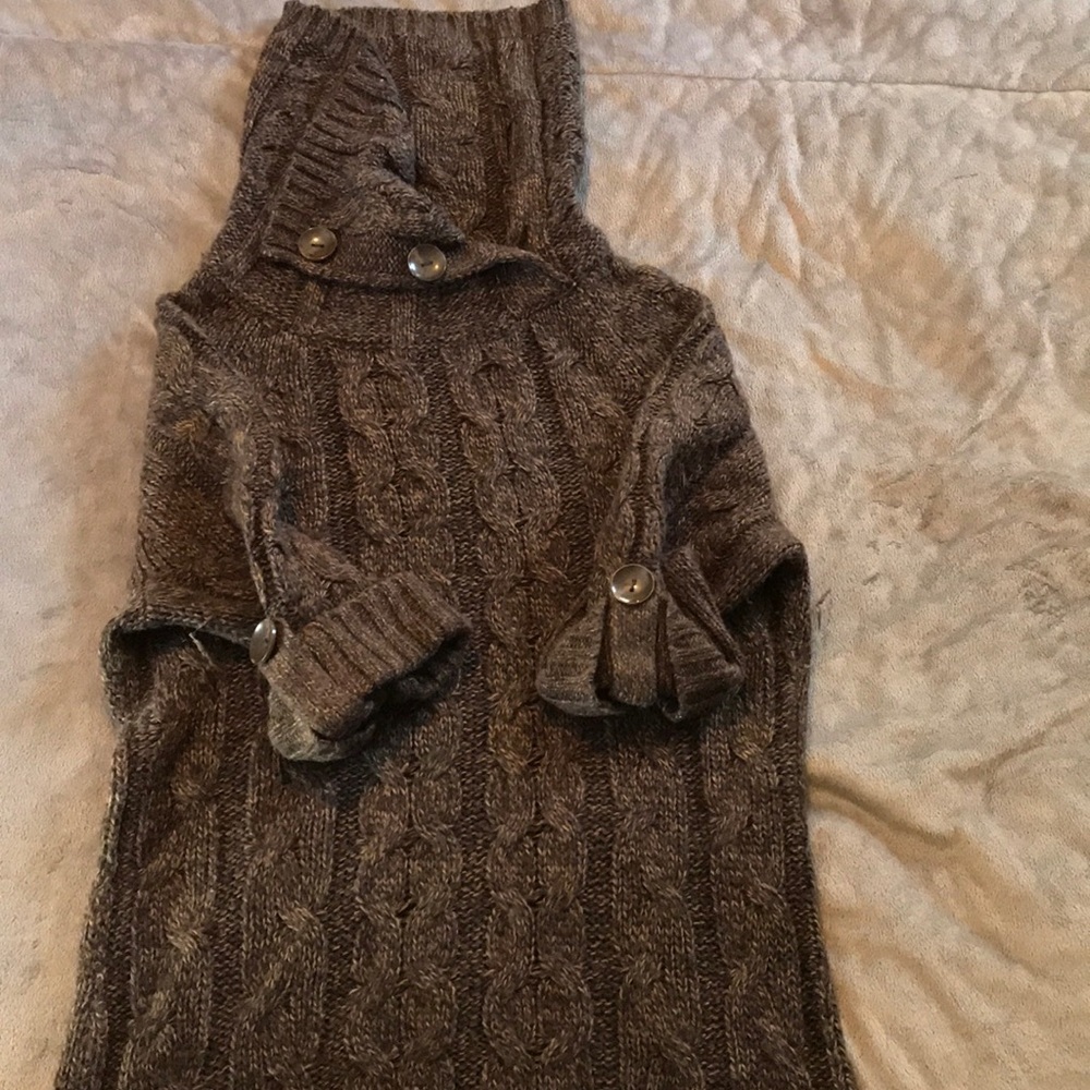 Cable knit sweater